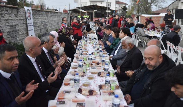 Edirne Valisi Sezer'den mahallelere ziyaret