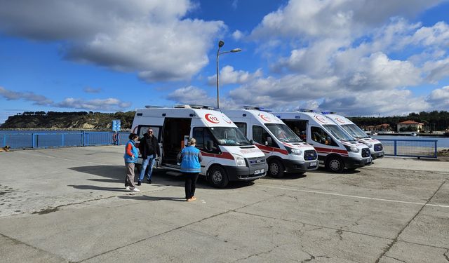 GÜNCELLEME - Çanakkale'de düzensiz göçmenleri taşıyan lastik bot battı