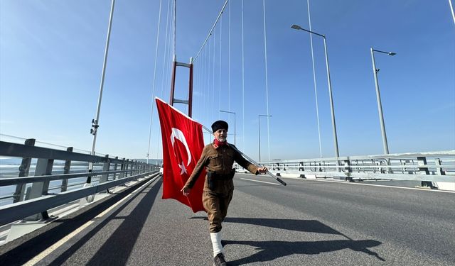 İstanbul'dan yola çıkan gazi torunu Saffet Gümüş, 1915 Çanakkale Köprüsü'nden geçti