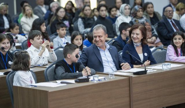 Başkan Seçer, Çocuk Meclisi toplantısına katıldı