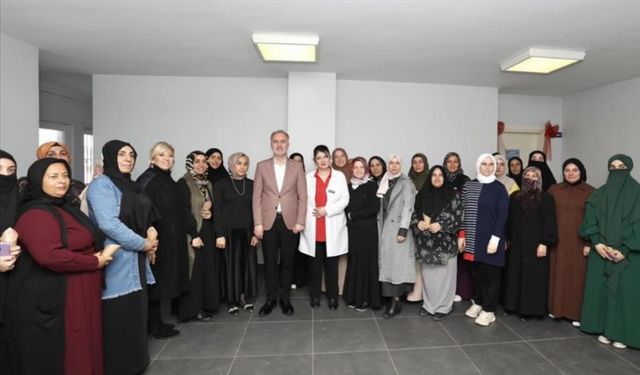 Başkan Taban Huzur Mahallesi İnesmek Kurs Merkezini ziyaret etti