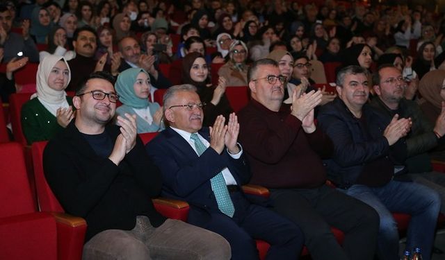 Büyükşehir’den şiir dolu muhteşem bir gece