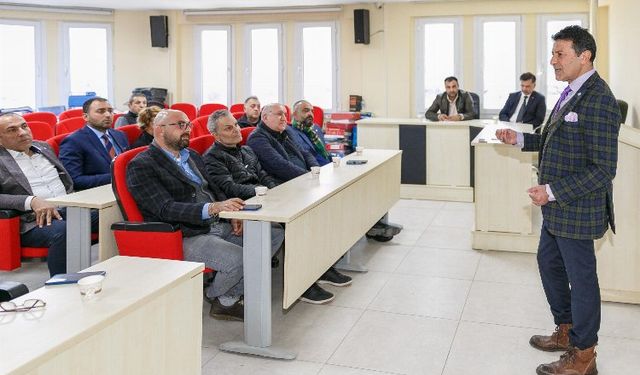 Hatay'da İYİ Partili adaydan sıra dışı rica!