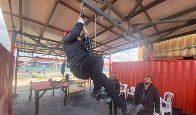 Kocaeli'de teleferik ekibine hayati eğitim