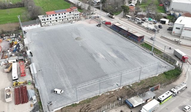 Kocaeli'de Yakup Altun Stadı'na sentetik çim serilecek