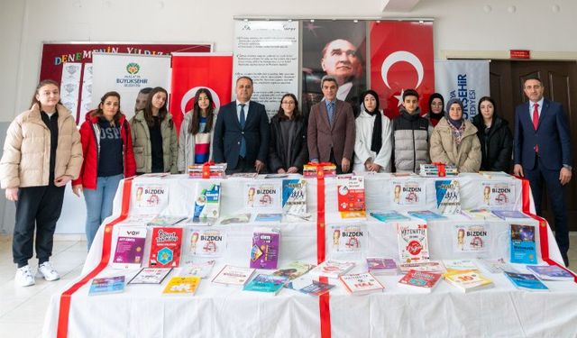 Malatya'da öğrencilere kitap desteği