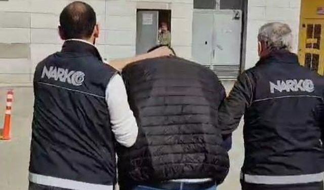 13 yıl 8 ay 23 gün hapis cezası bulunan şahıs, başka kimlikle yakalandı