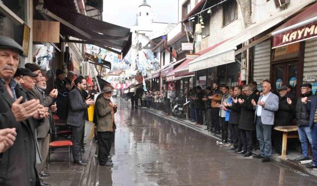 7 asırlık gelenek Ramazan ayının ilk cumasında da yapıldı