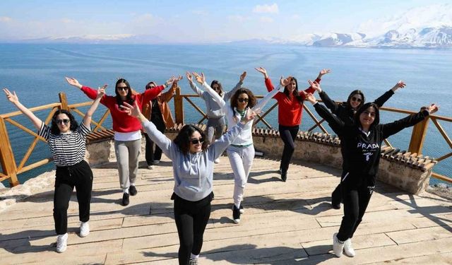 Akdamar Adası’nda zumba, pilates ve yoga etkinliği