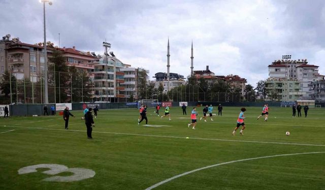 Alanyaspor’da, Sivasspor maçı hazırlıkları başladı