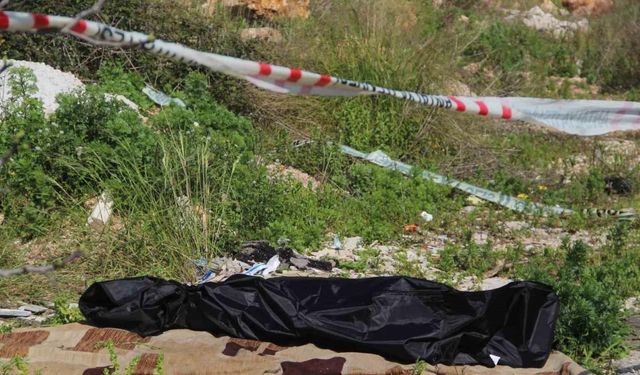 Antalya’da yol kenarında cesedi bulunan kadının kimliği belli oldu