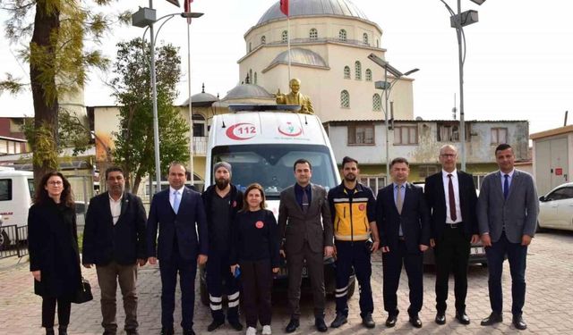 Aydın İl Sağlık Müdürü Eser Acarlar’daki Acil Sağlık Hizmetleri İstasyonu personeli ile bir araya geldi