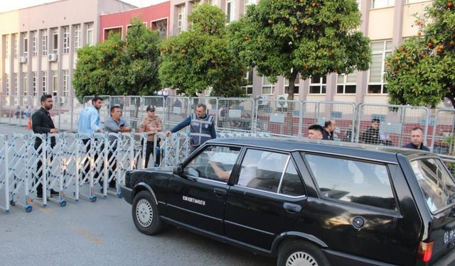 Aydın’da oylar seçim kuruluna gelmeye başladı