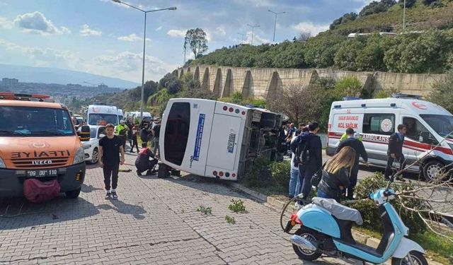 Aydın’da şehiriçi yolcu minibüsü devrildi, çok sayıda kişi yaralandı