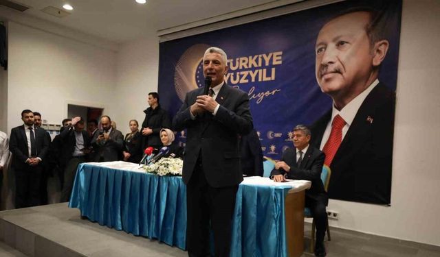 Bakan Bolat: “AK Parti döneminde İzmir’e 455 milyar liralık kamu yatırımı yapıldı”