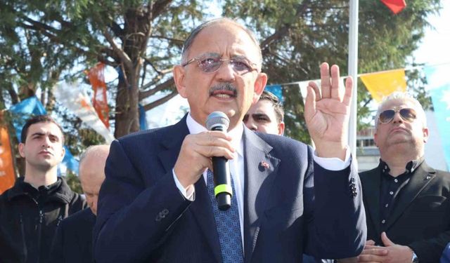 Bakan Özhaseki: “İzmir’de tam 21 tane 6’nın üzerinde şiddette deprem üretebilecek fay hattı var"