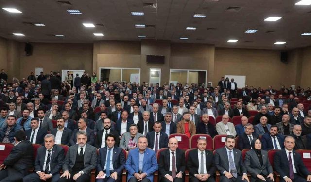 Bakan Şimşek Şanlıurfa’da iş adamlarıyla bir araya geldi