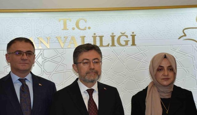 Bakan Yumaklı: "3 milyar 870 milyon liralık hayvancılık destekleme ödemeleri Cuma günü hesaplara yatırılacak"