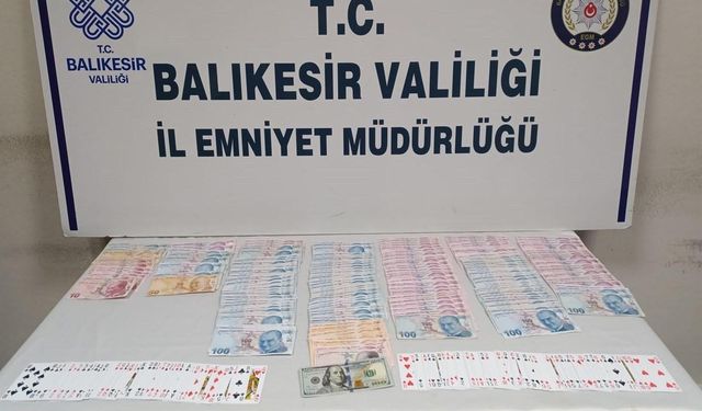 Balıkesir’de kumar oynatan 3 şahsa operasyon