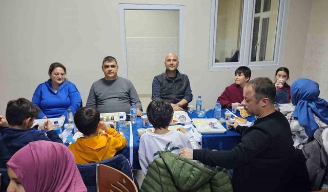 Bandırma Koyunculuk Araştırma Müdürlüğü’nde geleneksel iftar yemeği