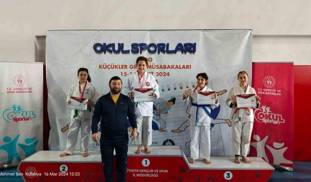 Başarılı sporcu şampiyonluğa imza attı