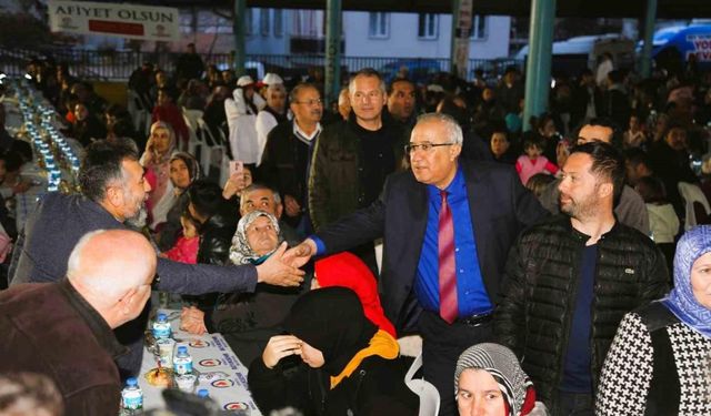 Başkan Arslan büyükşehrin iftarında hemşehrileriyle buluştu