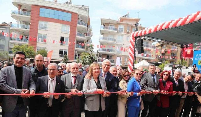 Başkan Atay, Adnan Menderes Kapalı Pazar Yeri’ni hizmete açtı