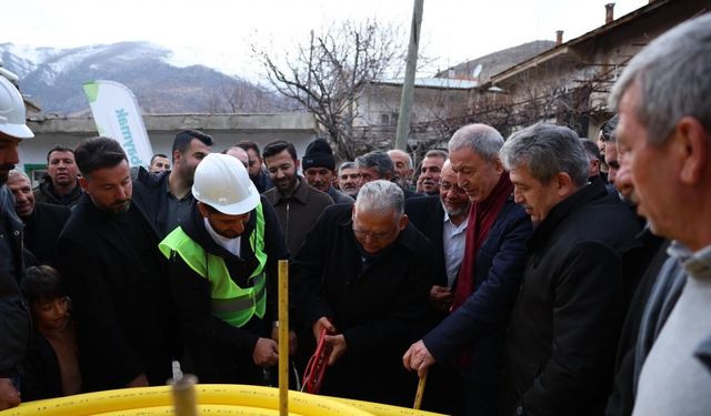 Başkan Büyükkılıç, Yahyalı’da temel atma ve açılış törenlerine katıldı