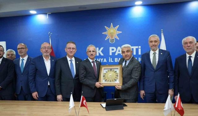 Başkan Çalışkan: “Ulaştırma ve Altyapı Bakanımıza Hisarcık için taleplerimizi ilettik”