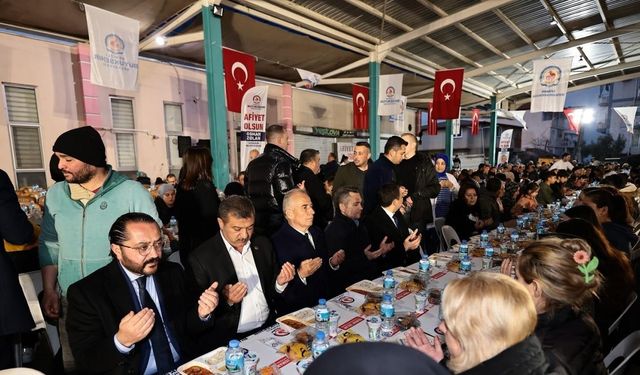 Başkan Zolan iftar yemeğinde vatandaşlarla buluştu