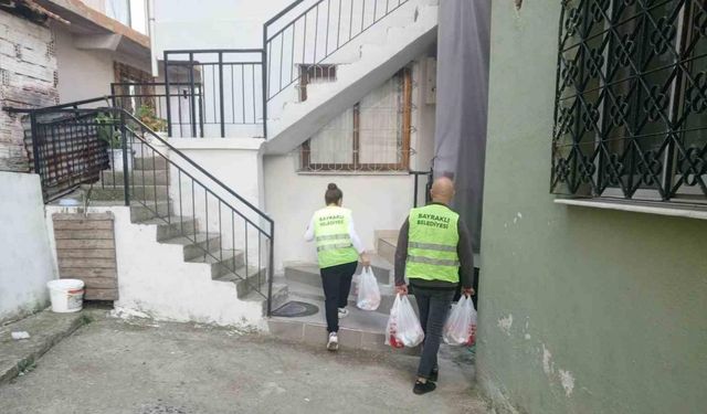 Bayraklı Belediyesinden Ramazan boyunca 13 bin kişiye iftar paketi