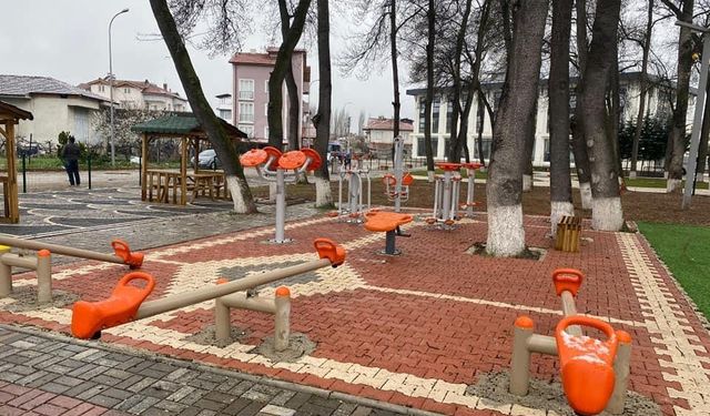 Belediye çalışmalarını ‘’O eski halinden eser yok şimdi’’ sözü ile paylaştı