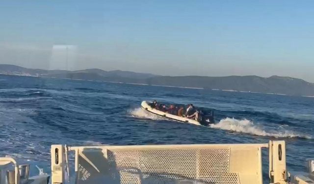 Bodrum açıklarında 20 düzensiz göçmen yakalandı