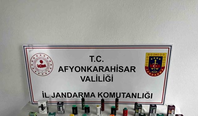 Bolvadin’de elektronik sigara baskını