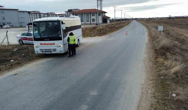 Bolvadin’de okul servisleri denetlendi