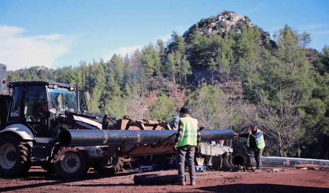 Bozburun içme suyu hattının 14 kilometresi tamamlandı