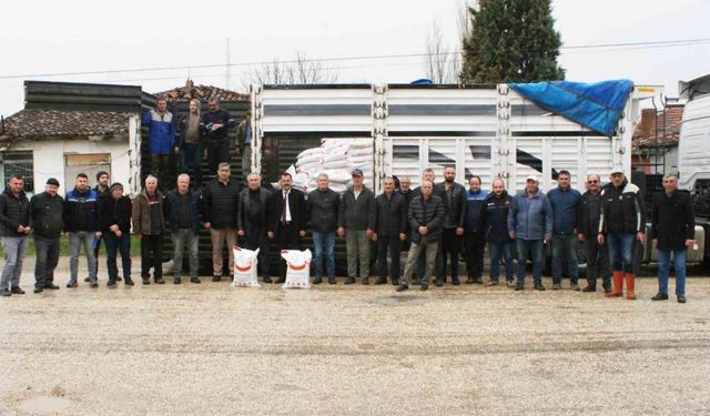 Bozüyük’te çiftçilere nohut tohumu dağıtıldı