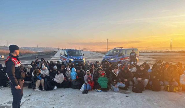 Çanakkale’de İHA destekli kaçak göçmen operasyonu