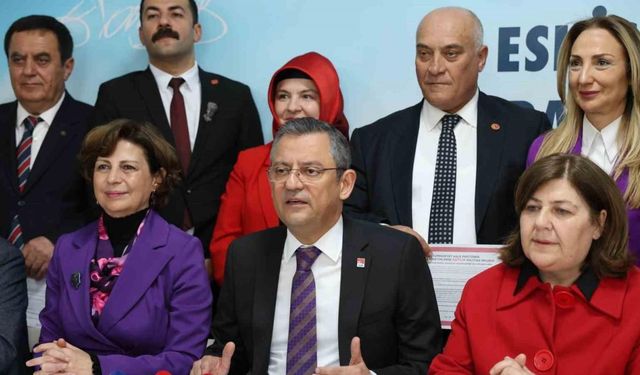 CHP Genel Başkanı Özel, kadınlar gününde kadın adayı Köksal’ı eleştirdi