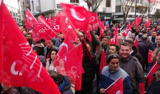 CHP Genel Başkanı Özel, Uşak adayları için destek istedi