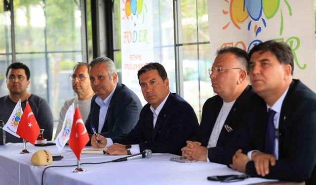 CHP Muğla Büyükşehir adayı Aras Fethiye’de Odaları ziyaret etti