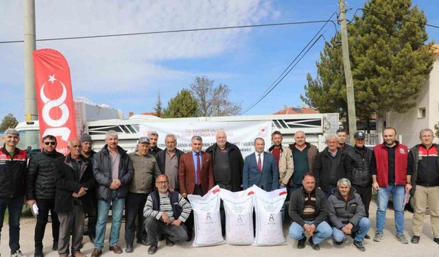 Çiftçilere kuraklığa dayanıklı, yerli Azkan nohut tohumu desteği