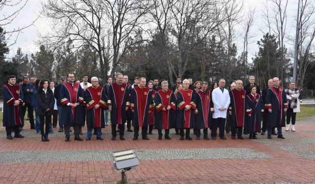 Dekan Çokluk: “Tıp mesleği şefkatin, fedakarlığın ve adanmışlığın sembolüdür”