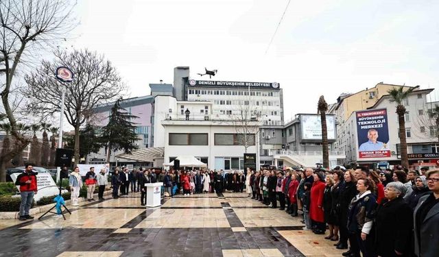 Denizlili kadınlar Atatürk’ü unutmadı