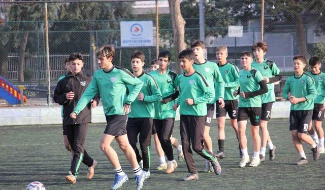 Denizlispor, Uşak’a 3 puan için gidiyor