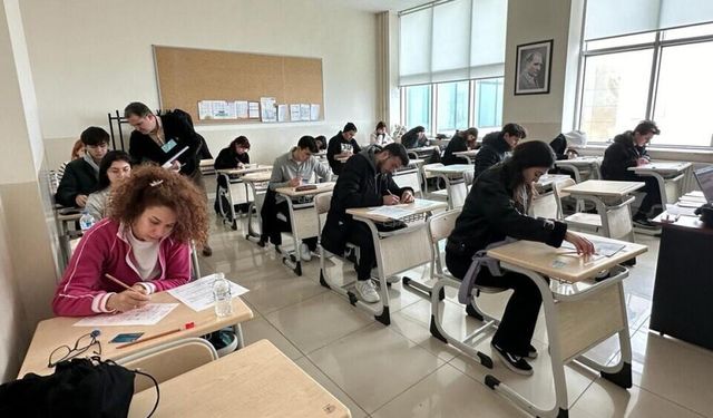 DPÜ’de Erasmus+ Değişim Programları Yabancı Dil Yeterlilik Sınavına yoğun ilgi