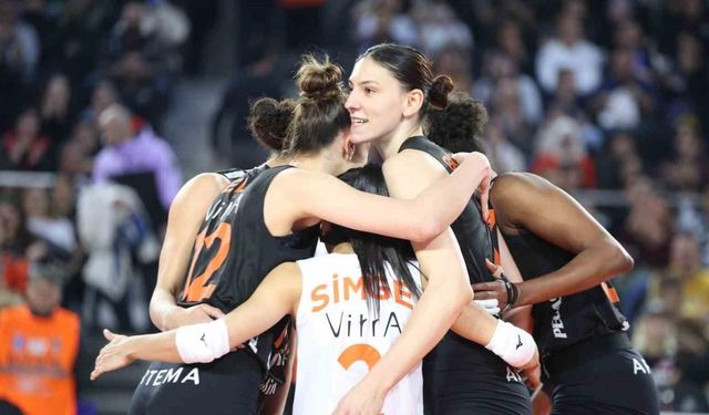 Eczacıbaşı Dynavit, Kupa Voley’de finale yükseldi