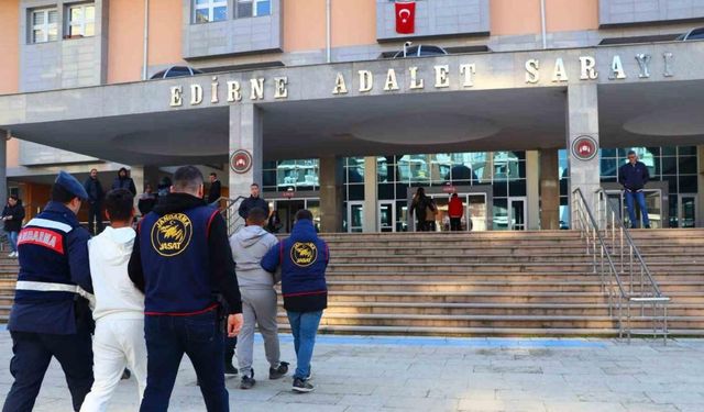 Edirne Jandarması suçlulara göz açtırmıyor