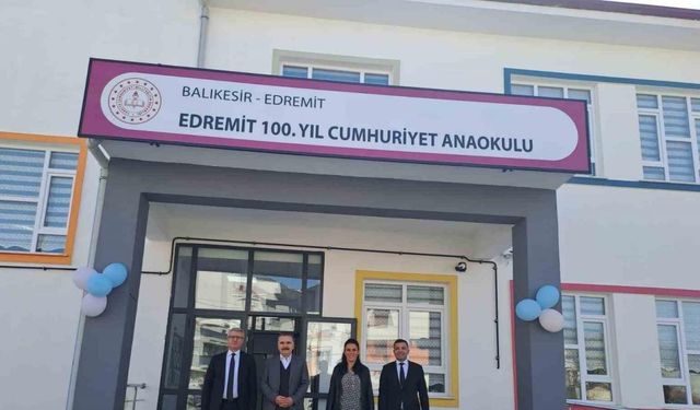 Edremit’te 3 yeni okulda eğitim ve öğretim başladı