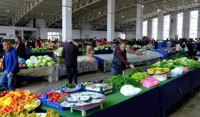 Ekonomik güven endeksi Mart’ta 100 oldu